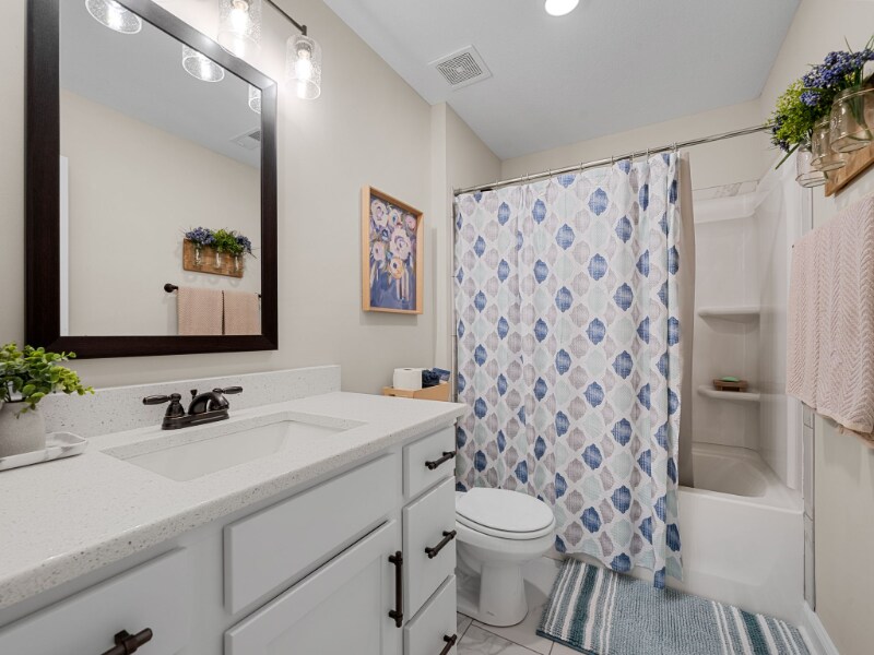 Building Photo - 806 Casen Ct