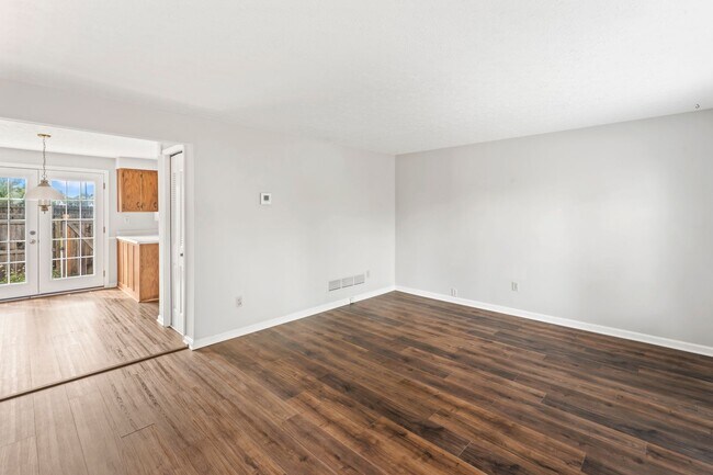 Building Photo - 12520 Brothers Ave