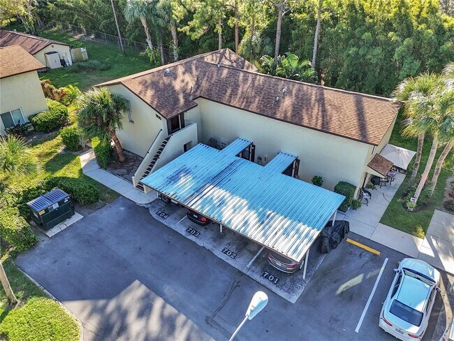 Building Photo - 501 E Bay Dr