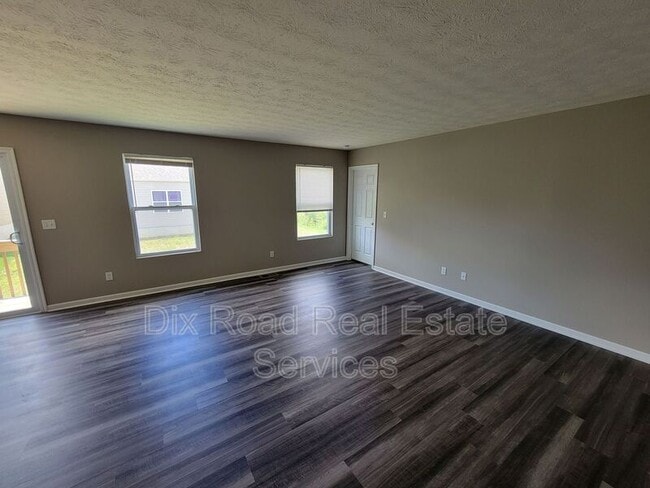Building Photo - 2131 Pumpkin Ridge Ct