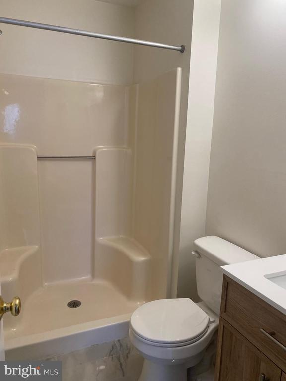 Building Photo - 9470 Scarlet Oak Dr