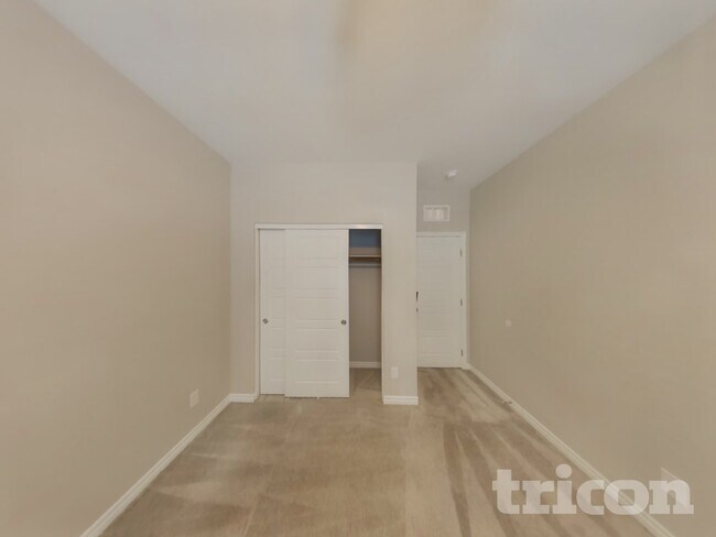 Building Photo - 6563 Smithville Ave