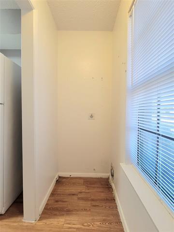 Building Photo - 5805 Shadydell Dr