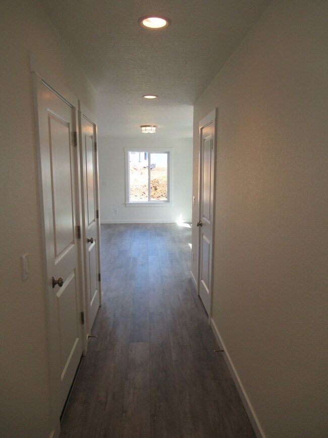 Building Photo - Three Bedroom Duplex Built in 2021