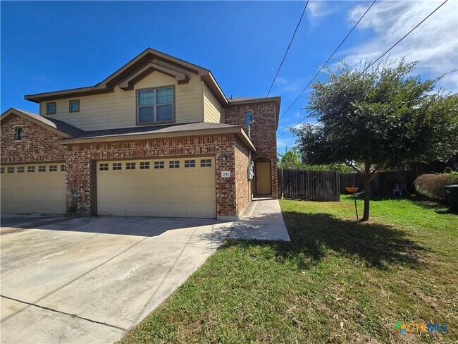 Primary Photo - 292 Rosalie Dr
