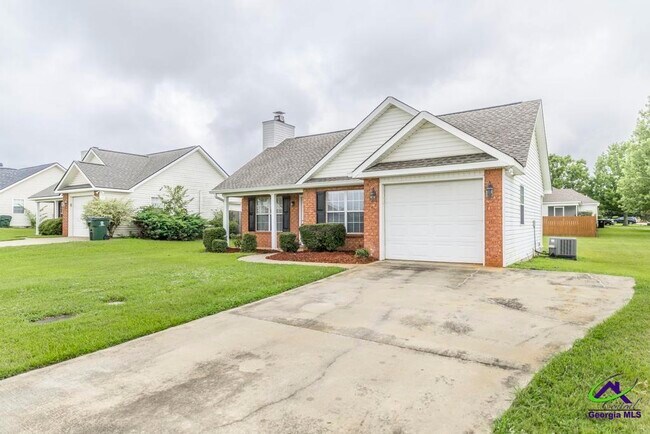 Building Photo - 200 Stirling Bridge Dr