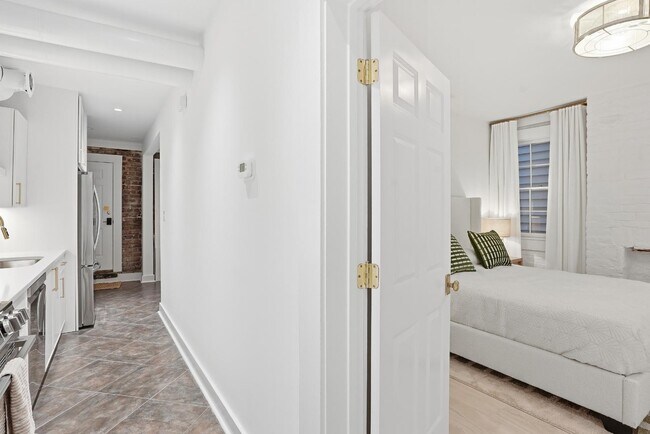 Building Photo - 309 Lorch St