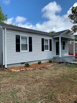 Building Photo - 4310 Cornell Ave