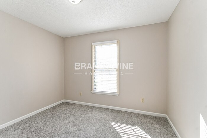 Building Photo - 7800 Lowrance Rd