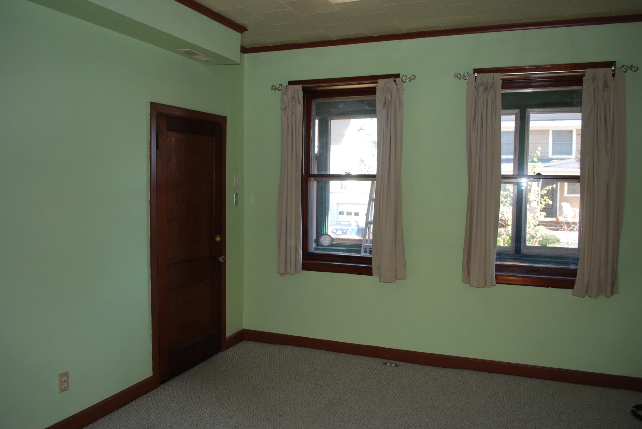 Bedroom - 421 Summit St