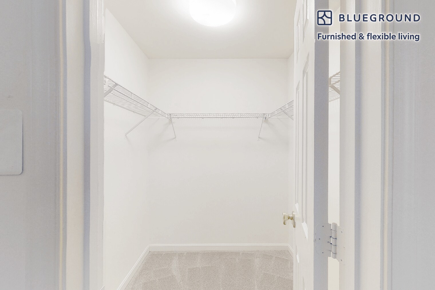 Building Photo - 15717 Winners Dr