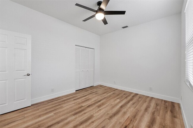 Building Photo - 22324 Rushmore Pl