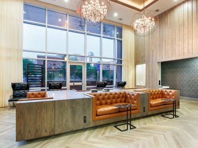 Building Photo - 2 bedroom in Dallas TX 75202