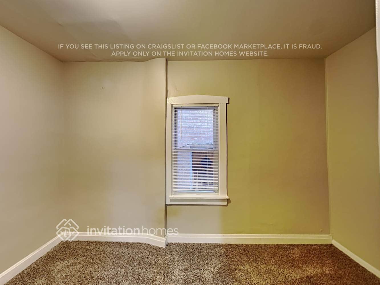 Building Photo - 7611 W Fullerton Ave