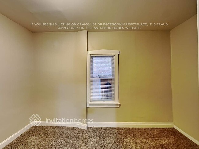 Building Photo - 7611 W Fullerton Ave