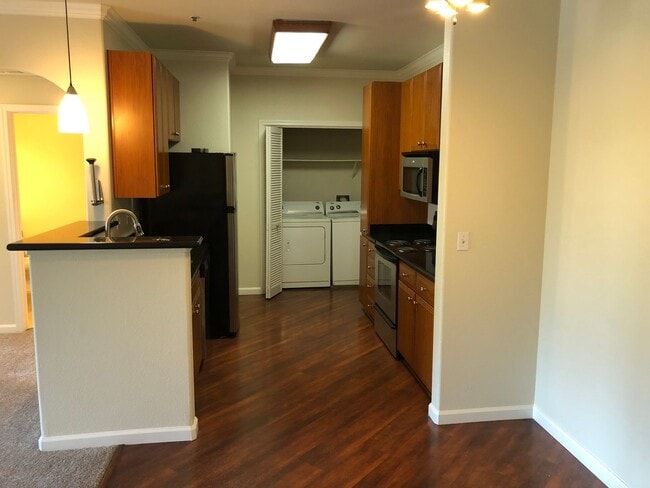 Building Photo - Resort-Style Condo Living at Villa Cortina