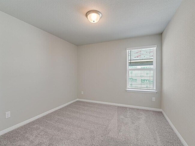 Building Photo - 109 Capella Wy