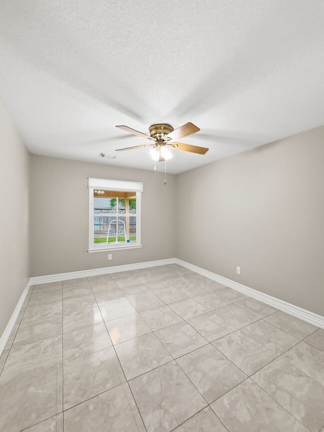 Building Photo - 3522 Colmar Way