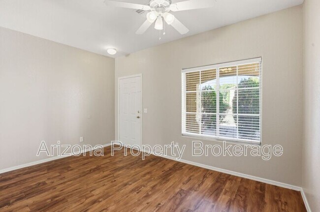 Building Photo - 13285 W Gelding Cir