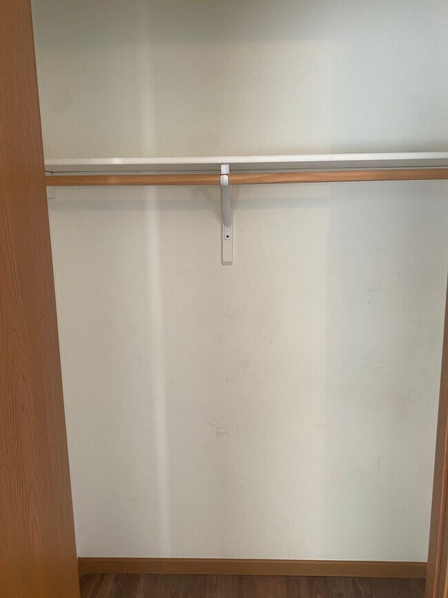 Building Photo - 16830 Huntington Ln