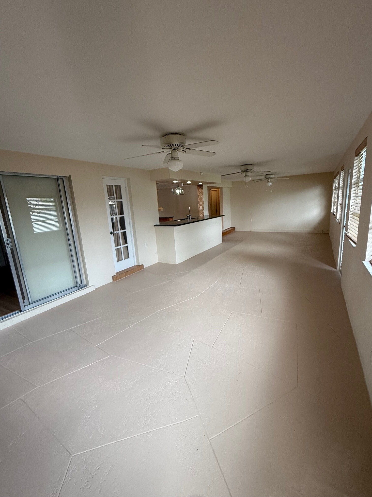 Building Photo - 1424 SE 12th Ave