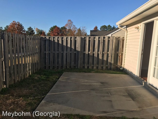 Building Photo - 3 br, 3 bath House - 327 Whitney Place