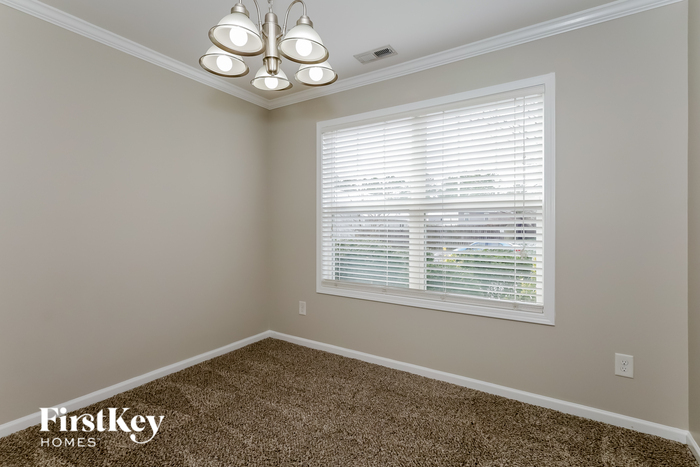 Building Photo - 2929 Cherrybark Dr