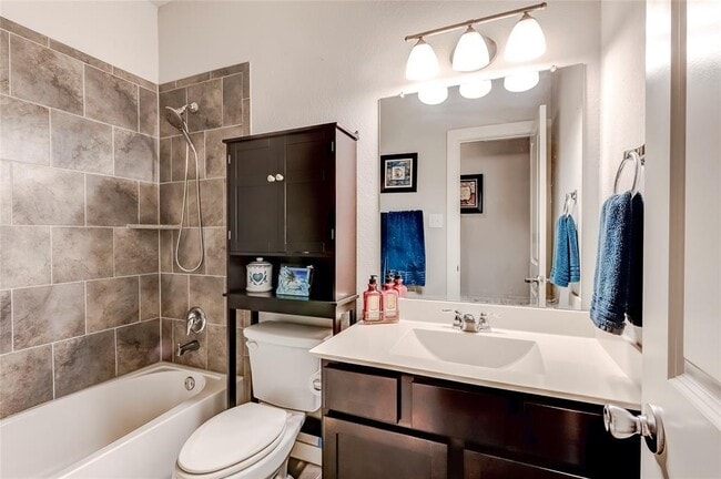 Building Photo - 231 Windswept Wy