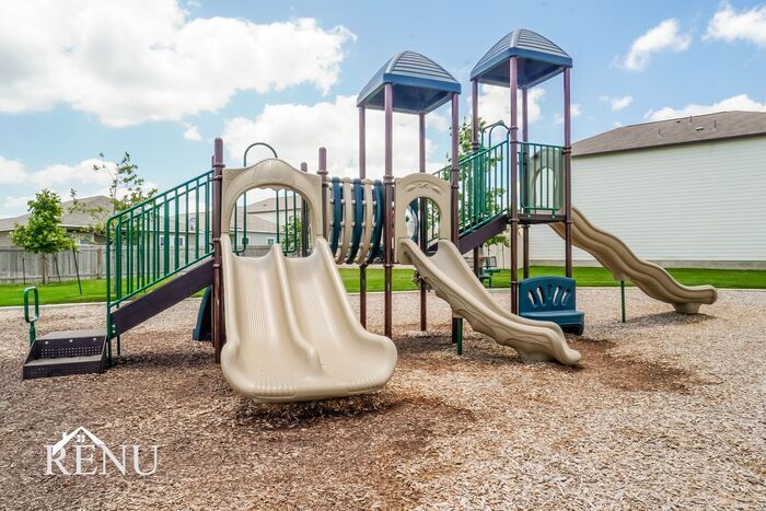 Building Photo - 5026 Firefly Hls