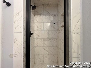 Building Photo - 6231 Linus St