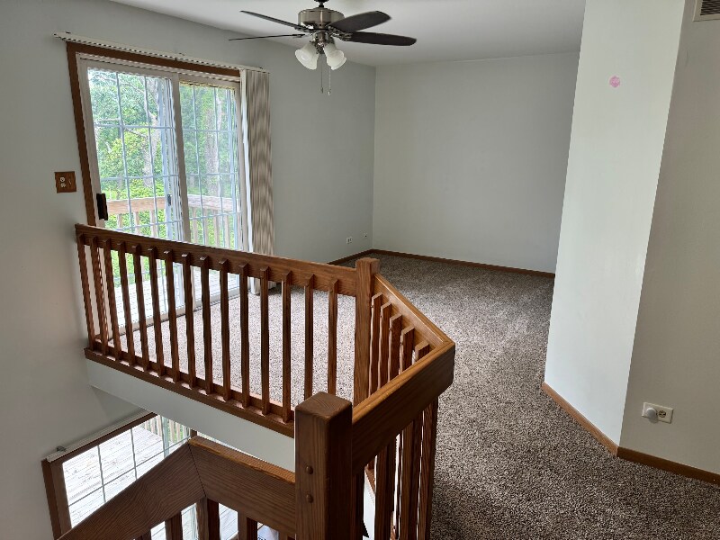 Building Photo - 1407 Oak Leaf Ln