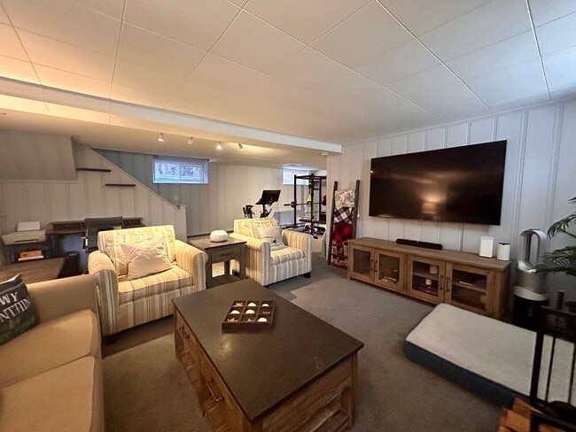 Building Photo - $0 DEPOSIT OPTION. 3BED/2BATH CHARMING HOM...