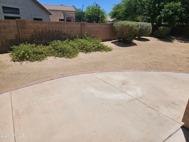 Building Photo - 14529 N 87th Dr