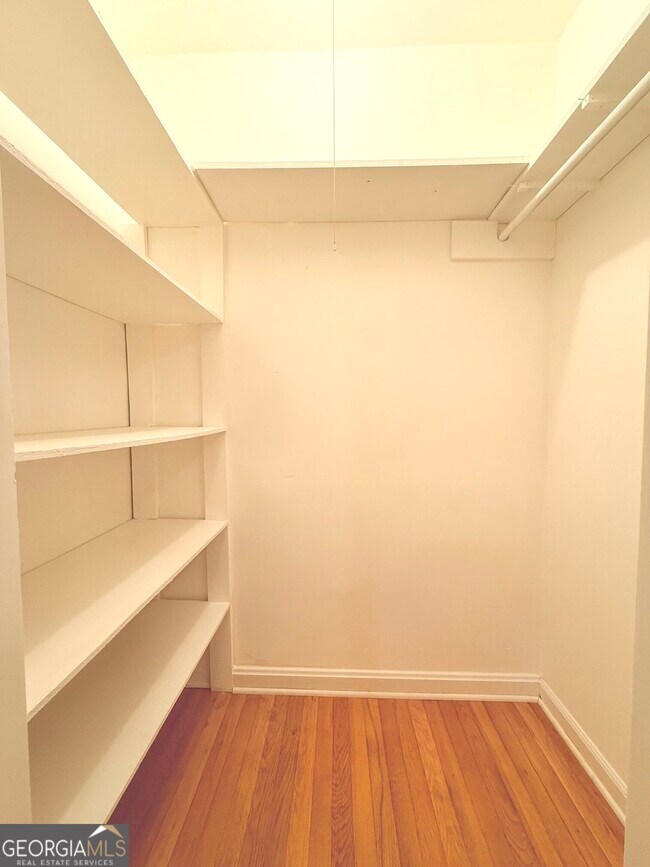 Building Photo - 1397 Jewell Ct
