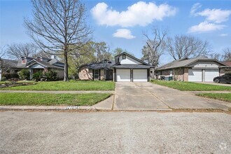 Building Photo - 21014 Western Valley Dr