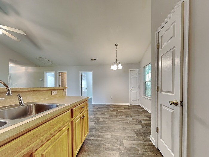 Building Photo - 6837 Ciera Nichole Ct