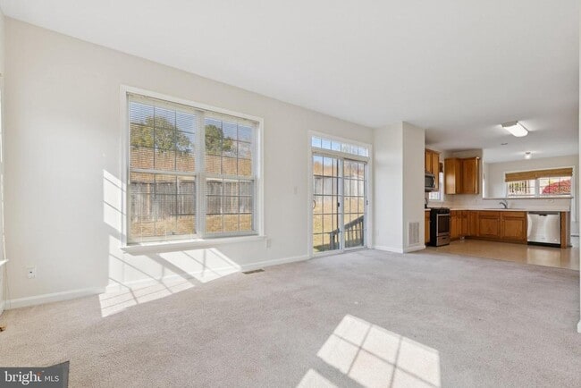 Building Photo - 17624 Overlook Rd