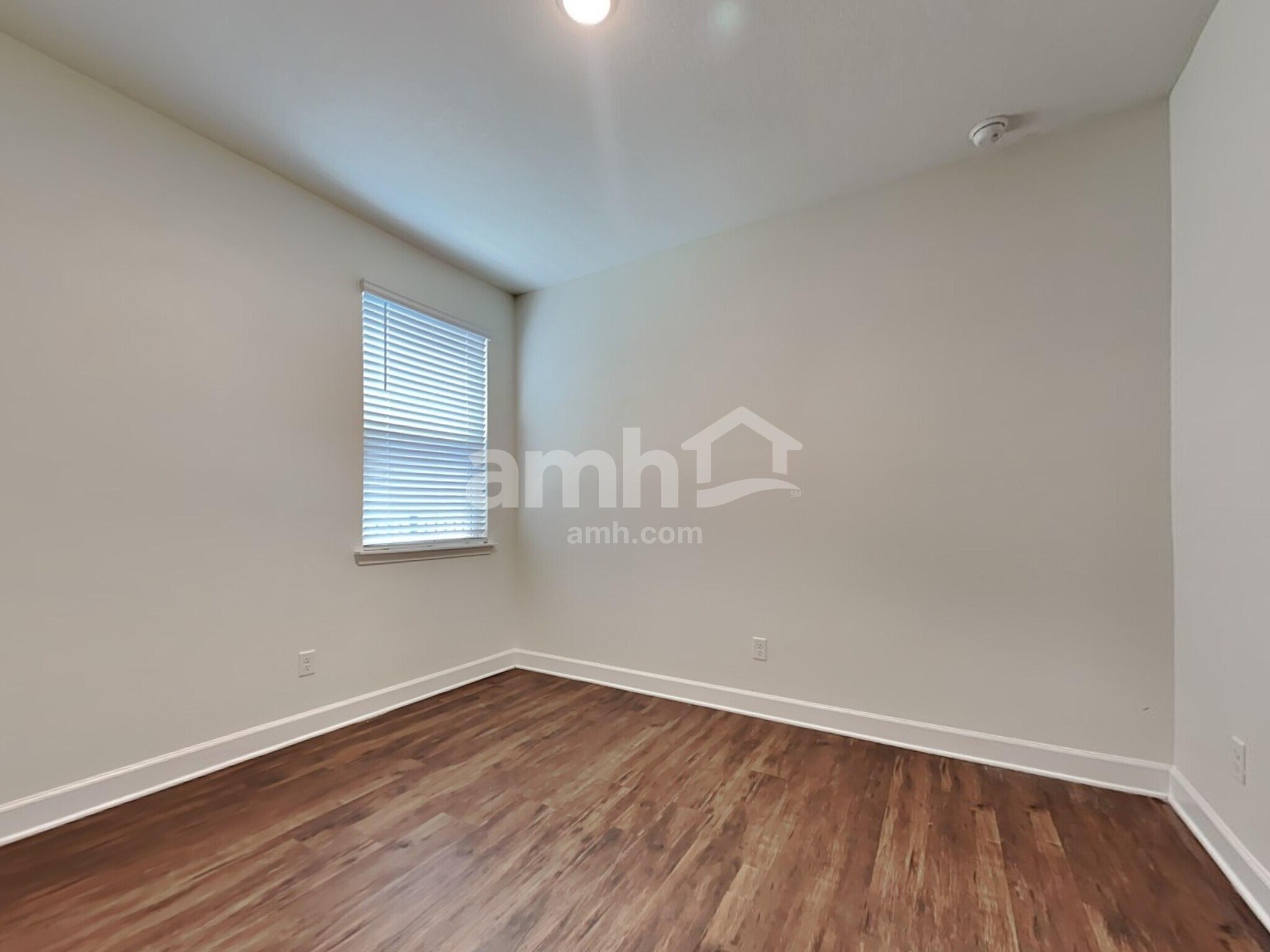 Building Photo - 1076 Tan Tara Trl