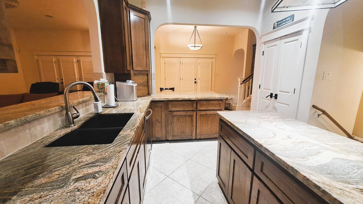 Building Photo - 130 Squires Dr