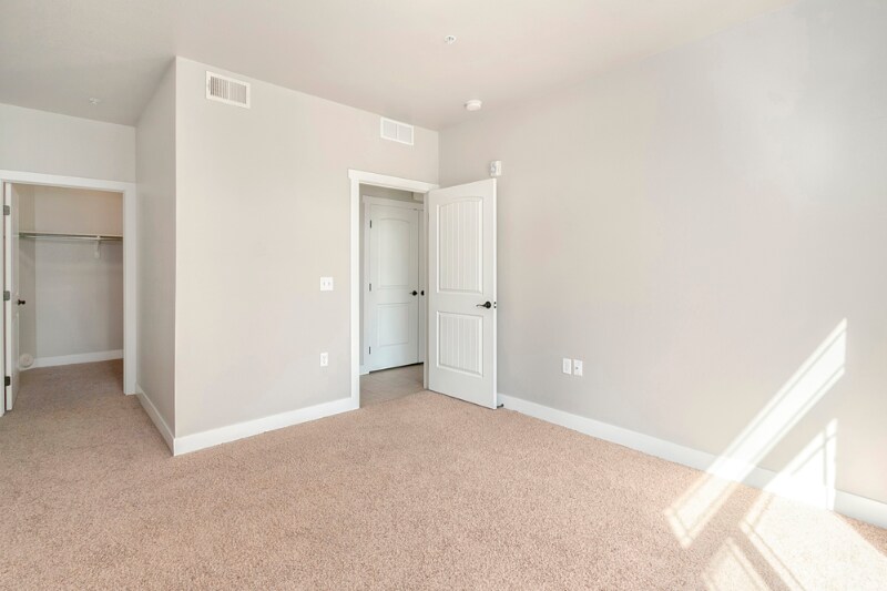 Building Photo - 2445 Windrow Dr