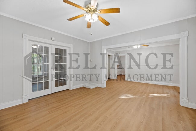 Building Photo - 116 S Sedgwick St