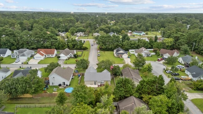 Building Photo - 300 Foxhall Rd