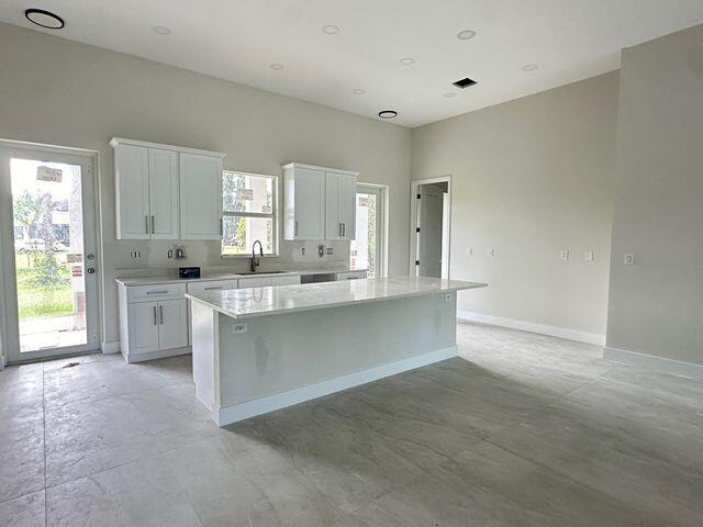 Building Photo - 17944 38th Ln N