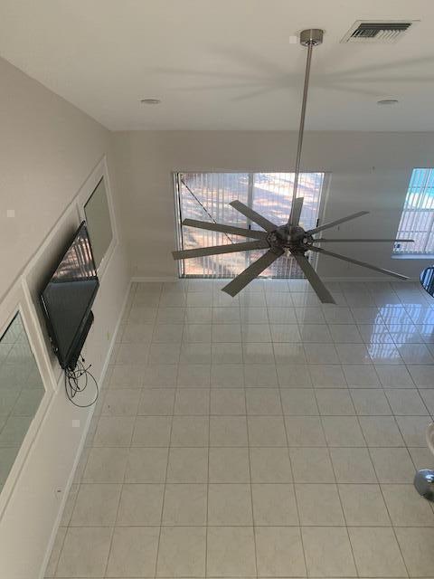 Building Photo - 6861 Cobia Cir