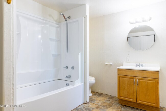 Building Photo - 3225 N Starlight Dr