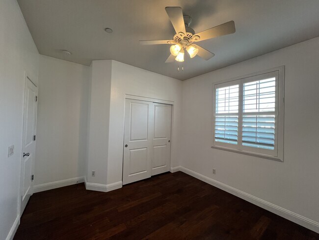 Building Photo - 4515 Ann St