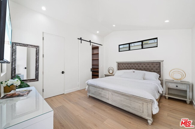 Building Photo - 8982 Norma Pl