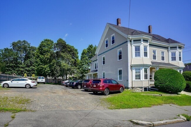Building Photo - 229 South St