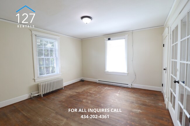 Building Photo - Spacious 2 Bed 1 Bath Duplex in Lynchburg