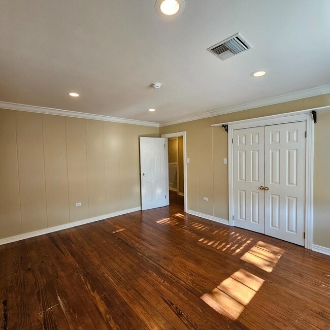 Building Photo - 1007 LA-20